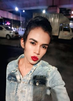 Shemale Chennai Mantriyoo - Transsexual escort in Chennai Photo 3 of 3