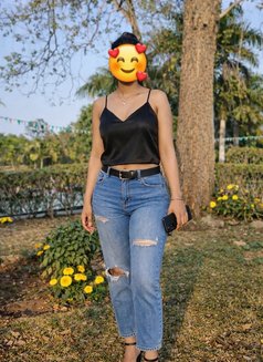 Shreya. Live cam show, real meet - escort in Bangalore Photo 2 of 6