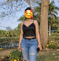 Shreya. Live cam show, real meet - एस्कॉर्ट in Bangalore