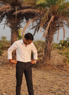 Nikhil - Male escort in Bhopal Photo 5 of 5