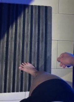 Gavy - Transsexual escort in New Delhi Photo 3 of 11