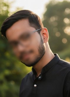Dev - Male escort in Pune Photo 2 of 3