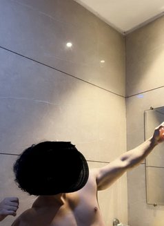 Rohit - Male escort in New Delhi Photo 3 of 4