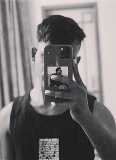 Manish - Male escort in Jaipur Photo 1 of 3