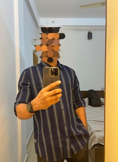 Bliss Buddy here - Male escort in Kochi Photo 3 of 6