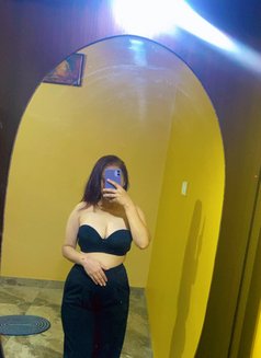 Saritaa - escort in New Delhi Photo 4 of 6