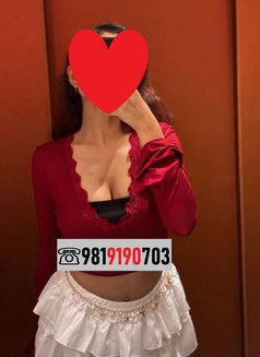 Aalisa𝟗𝟖𝟏𝟗𝟏𝟗𝟎𝟕𝟎𝟑goa in Russian - escort in Candolim, Goa Photo 1 of 4
