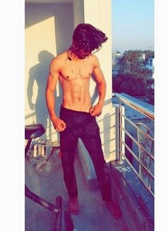 Sherr - Male एस्कॉर्ट in Pune Photo 1 of 1