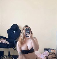 Tian vivi - escort in New Delhi