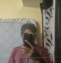 Yom - Male एस्कॉर्ट in Bangalore