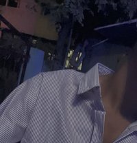 Para - Male ఎస్కార్ట్ in Bangalore