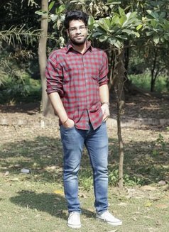 Reek Biswas - Male escort in Kolkata Photo 3 of 4