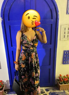 Kirti - escort in New Delhi Photo 1 of 3