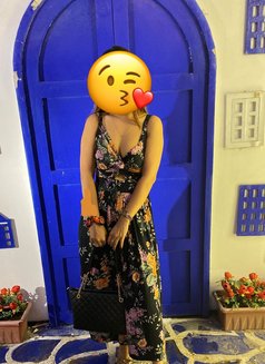 Kirti - escort in New Delhi Photo 2 of 3