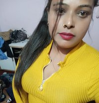 Kajal Singh - एस्कॉर्ट in Bangalore