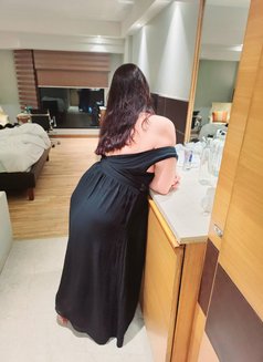 South Indian Actress Escorts in Kochi - escort in Kochi Photo 6 of 6