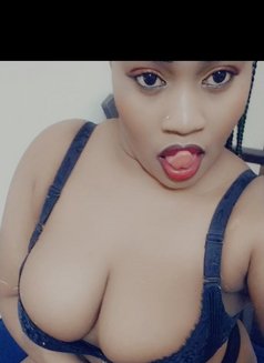 Jessie in Virugambakkam - ఎస్కార్ట్ in Chennai Photo 2 of 5