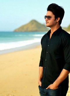 Premium Male Escort For Elite Women - Male escort in Kolkata Photo 4 of 13