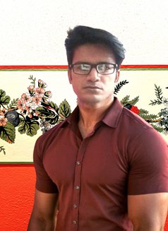 Premium Male Escort For Elite Women - Male escort in Kolkata Photo 12 of 13
