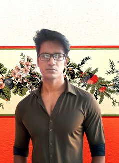 Premium Male Escort For Elite Women - Male escort in Kolkata Photo 13 of 13