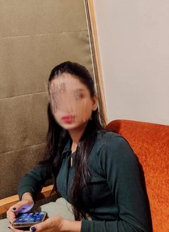 ꧁☆♧ Real Meet √Cam Session☆꧂ - escort in Mumbai Photo 1 of 5