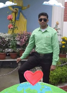 Rajesh - Male escort in Kolkata Photo 2 of 10