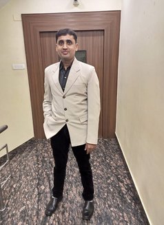 Rajesh - Male escort in Kolkata Photo 3 of 10