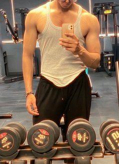 Ritwik, Indian Male Escort in Kolkata - Male escort in Kolkata Photo 2 of 7