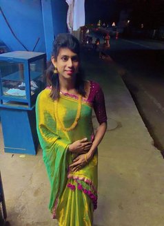 Dora - Transsexual escort in Bangalore Photo 2 of 10