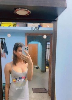 Dora - Transsexual escort in Bangalore Photo 9 of 10