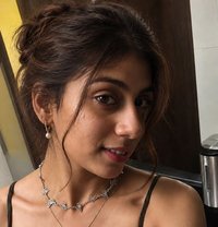 Hot Top shemale with big dick - Transsexual escort in Bangalore