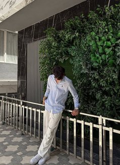 Kabir Secure & Safe Meeting - Male বয়স্ক পারফর্মার in New Delhi Photo 1 of 3