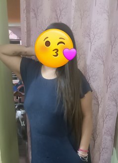 Sreeja kannadiga model - एस्कॉर्ट in Bangalore Photo 8 of 10