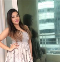 Kumarikpina - एस्कॉर्ट in Mumbai