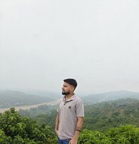 Awwdose - Male escort in New Delhi