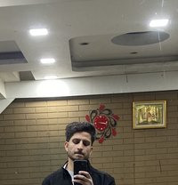 Aryan - Male ఎస్కార్ట్ in Gurgaon