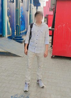 Victor - Male एस्कॉर्ट in Gurgaon Photo 1 of 2