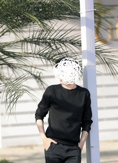 INDEPENDENT MALE ESCORTS - Male एस्कॉर्ट in Gurgaon Photo 1 of 1