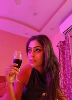 Genuine cam service's Top Shemale - Transsexual এস্কর্ট এজেন্সি in Kolkata Photo 7 of 14