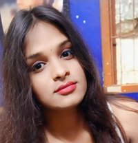 Riya - Transsexual escort in Chennai