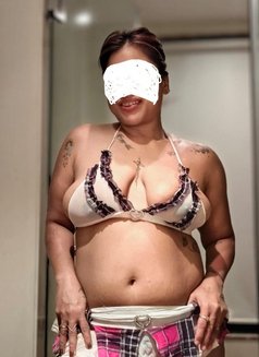 Sexy Namira - escort in Mumbai Photo 4 of 30