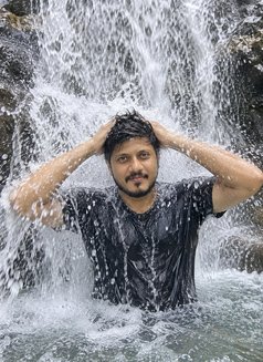 Red Hartnet Chennai Direct Meet - Male escort in Chennai Photo 6 of 6