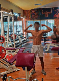 Bruce - Male escort in Mumbai Photo 5 of 5