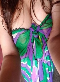 Delhi Call Girls Service Chhatarpur - এস্কর্ট in New Delhi Photo 1 of 1