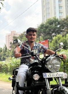 Sujan - Male escort in Bangalore Photo 2 of 2