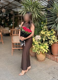 Jiya singh cam show real meet - এস্কর্ট in Bangalore Photo 11 of 11