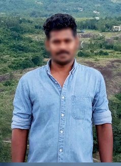Manojmnr - Male এস্কর্ট in Idukki Photo 1 of 1