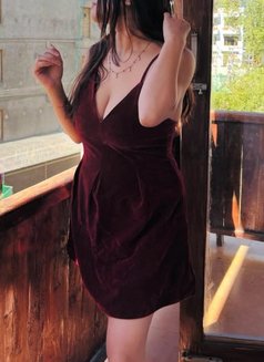 Jessica - escort in Mumbai Photo 4 of 7