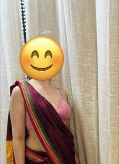 Barkha - companion in Mumbai Photo 3 of 4