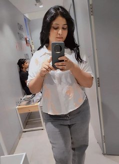 Sakshi Arora - एस्कॉर्ट in Pune Photo 3 of 3